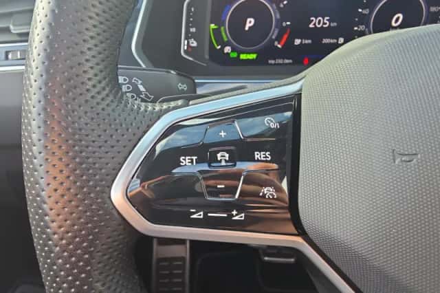 Volkswagen Tiguan (2022) thumbnail 15