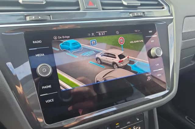 Volkswagen Tiguan (2022) thumbnail 19