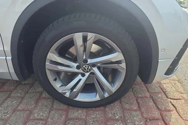 Volkswagen Tiguan (2022) thumbnail 22