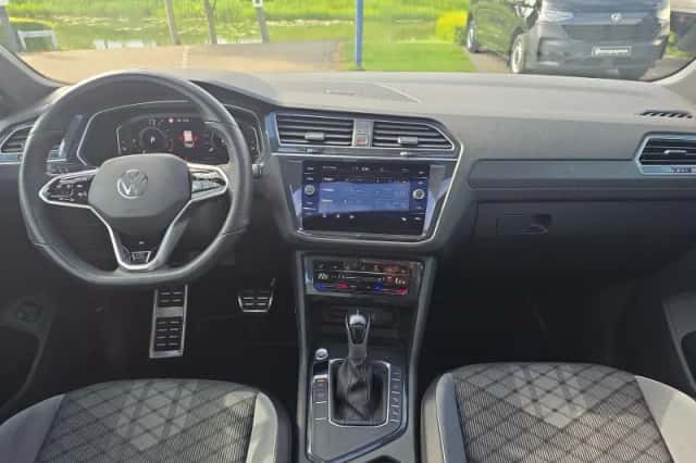 Volkswagen Tiguan (2022) thumbnail 6