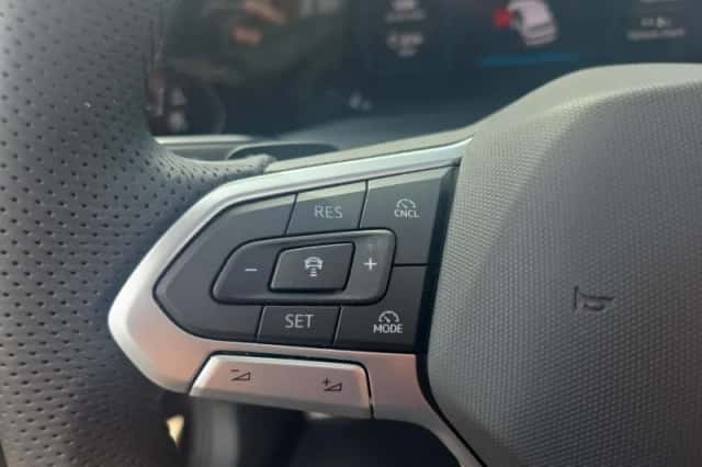 Volkswagen Golf (2025) thumbnail 13