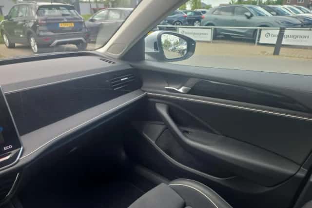 Volkswagen Passat (2025) thumbnail 13