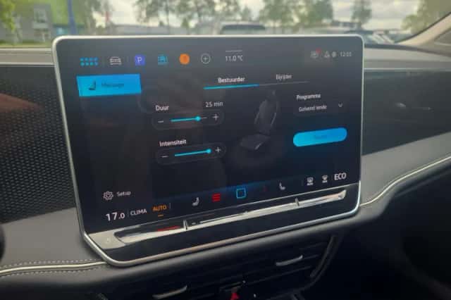 Volkswagen Passat (2025) thumbnail 17