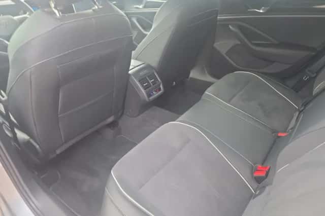Volkswagen Passat (2025) thumbnail 6