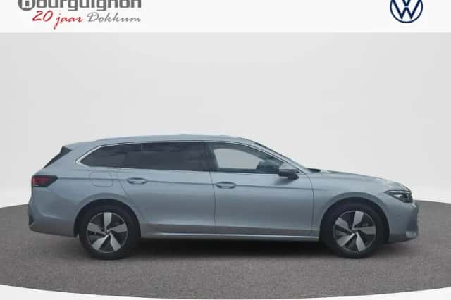 Volkswagen Passat (2025) thumbnail 8