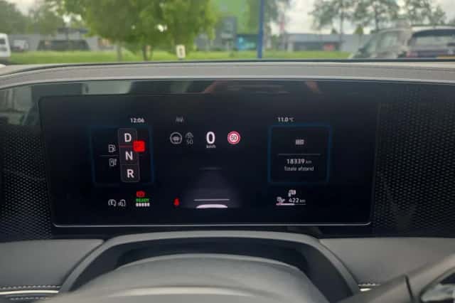 Volkswagen Passat (2025) thumbnail 9