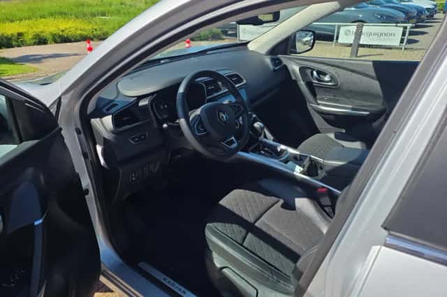 Renault Kadjar (2022) thumbnail 5