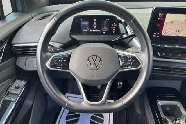 Volkswagen ID.4 (2023) thumbnail 5