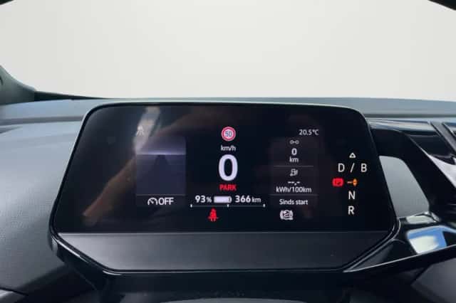 Volkswagen ID.4 (2023) thumbnail 6