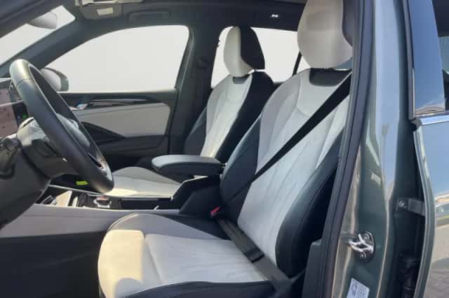 Volkswagen Tiguan (2025) thumbnail 5