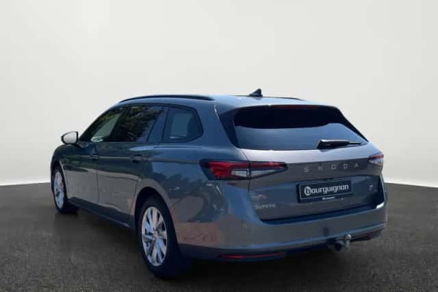 Škoda Superb (2025) thumbnail 3