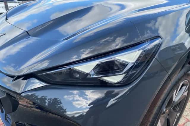 CUPRA Tavascan (2025) thumbnail 2