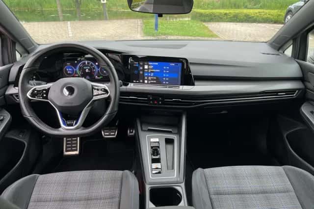 Volkswagen Golf (2021) thumbnail 5