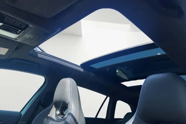 Volkswagen Passat (2025) thumbnail 6