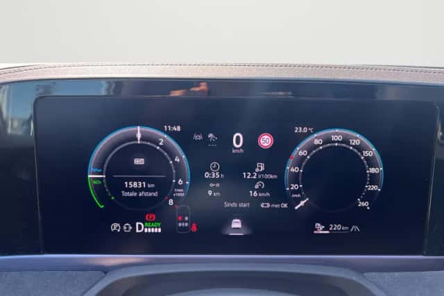 Volkswagen Passat (2025) thumbnail 6