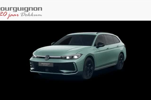 Volkswagen Passat (2025) thumbnail 1