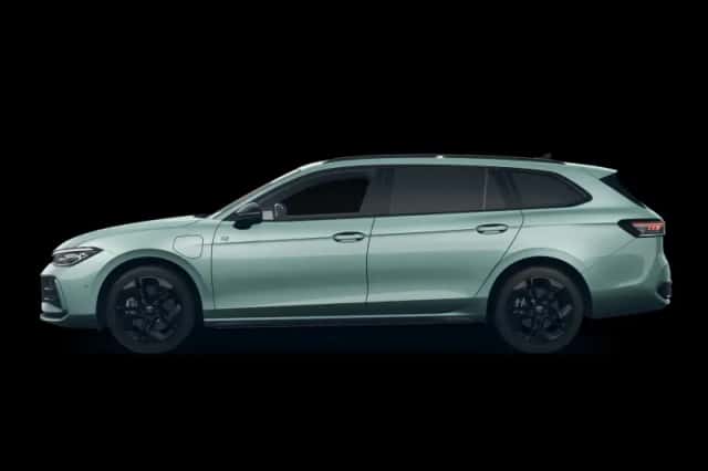 Volkswagen Passat (2025) thumbnail 4