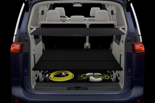 Volkswagen ID. Buzz (2023) thumbnail 6