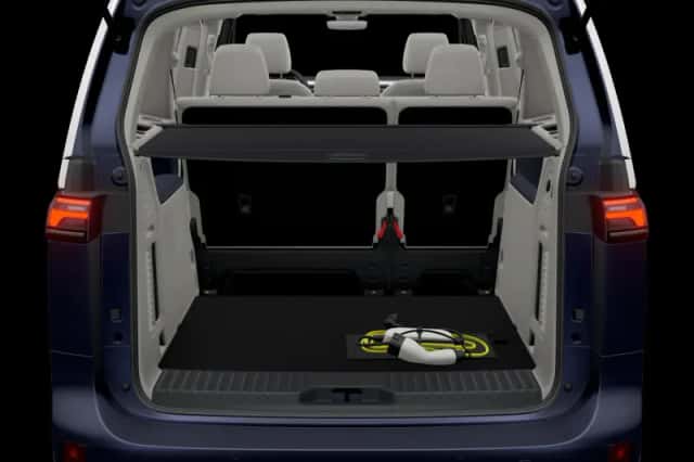Volkswagen ID. Buzz (2024) thumbnail 5