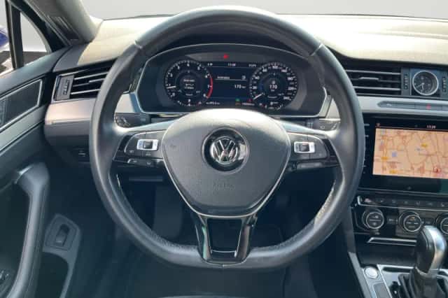 Volkswagen Passat (2018) thumbnail 6