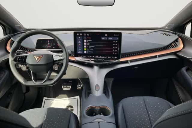 CUPRA Tavascan (2025) thumbnail 4