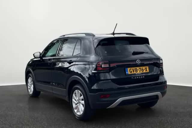 Volkswagen T-Cross (2023) thumbnail 2