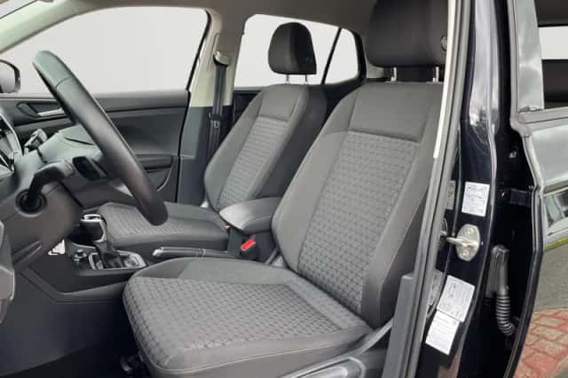 Volkswagen T-Cross (2023) thumbnail 3