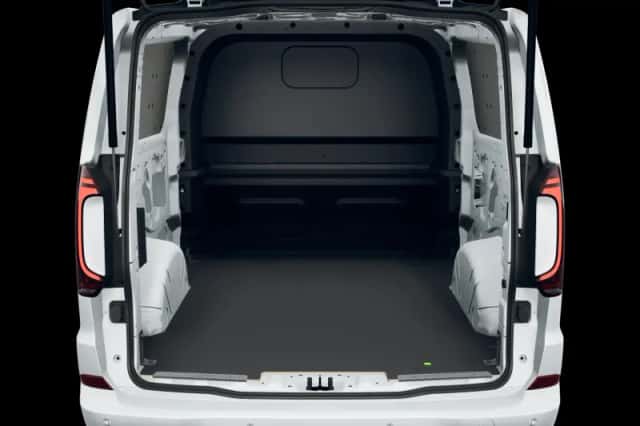 Volkswagen E-Transporter (2025) thumbnail 4