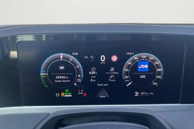 Volkswagen Passat (2025) thumbnail 6