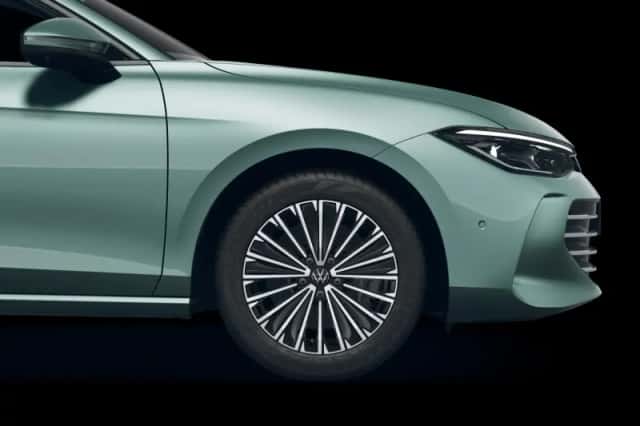 Volkswagen Passat (2025) thumbnail 2