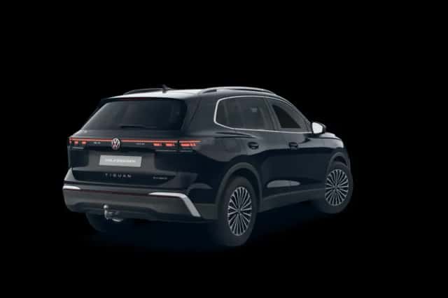 Volkswagen Tiguan (2025) thumbnail 2