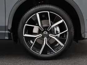 Volkswagen Tiguan (2025) thumbnail 5