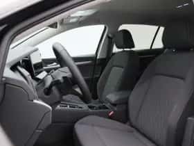 Volkswagen Golf (2026) thumbnail 17