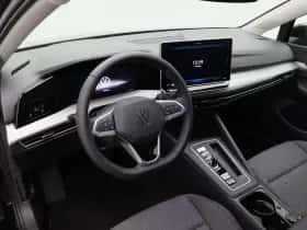 Volkswagen Golf (2026) thumbnail 3