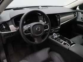 Volvo S90 (2024) thumbnail 3