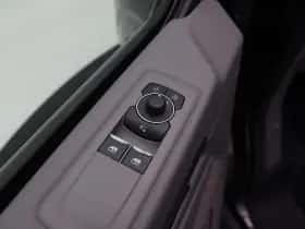 Volkswagen E-Transporter (2025) thumbnail 18