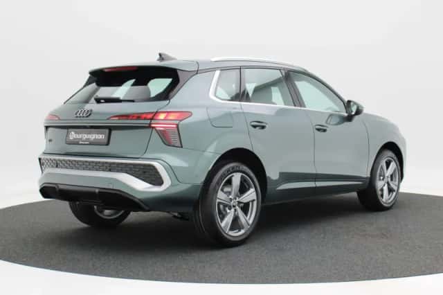 Audi Q3 (2026) thumbnail 2