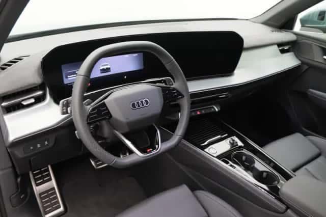 Audi Q3 (2026) thumbnail 3