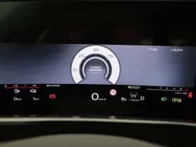 Audi Q3 thumbnail 25