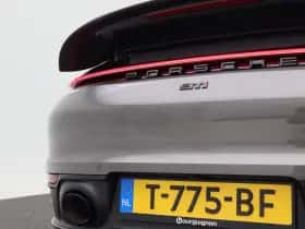 Porsche 911 (2023) thumbnail 15