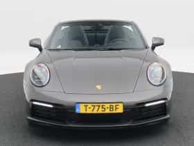 Porsche 911 (2023) thumbnail 4