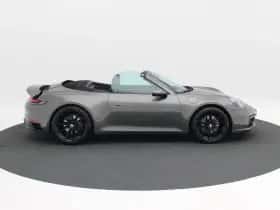 Porsche 911 (2023) thumbnail 7