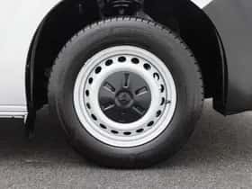 Volkswagen E-Transporter (2026) thumbnail 11