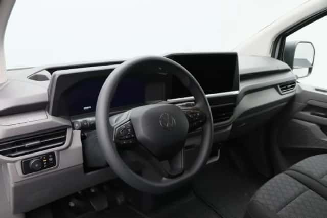 Volkswagen E-Transporter (2026) thumbnail 3