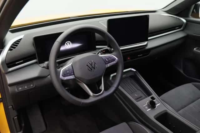 Volkswagen T-Roc (2026) thumbnail 3