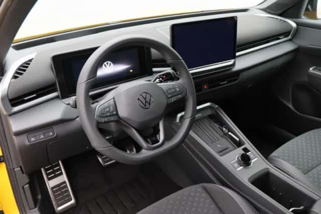Volkswagen T-Roc (2026) thumbnail 3