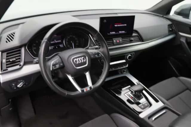 Audi Q5 (2021) thumbnail 3