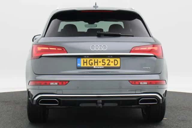 Audi Q5 (2021) thumbnail 6