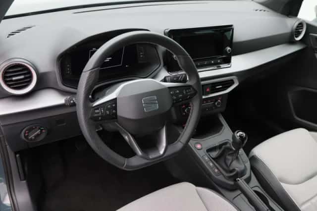 SEAT Arona (2026) thumbnail 3