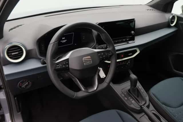 SEAT Arona (2026) thumbnail 3